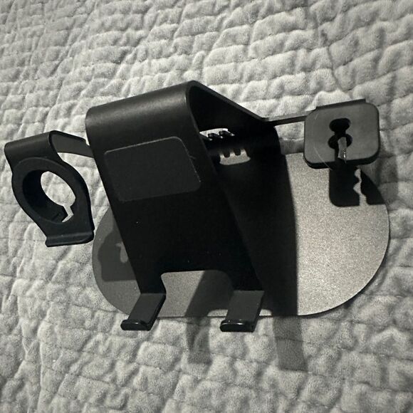 3-in-1 Charging Stand for Phone, Watch & Earbuds – Sleek & Practical - Picture 3 of 17